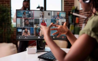 Hybrid workforce strategies: when to hire core staff vs outsource expertise